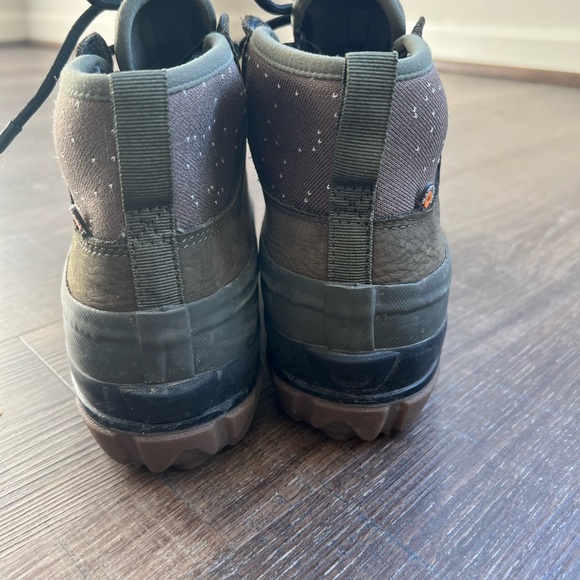 Bogs Classic Casual Lace Leather Boots - Women's olive color size 9 - Picture 4 of 9